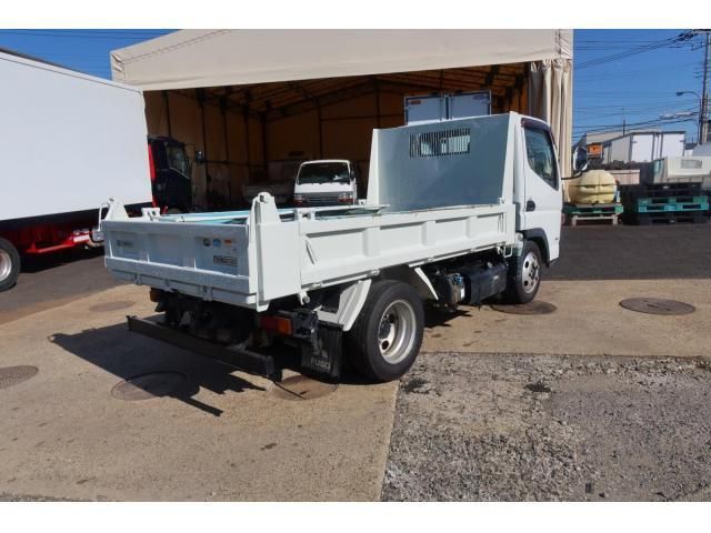 MITSUBISHI CANTER 2018 Image 31