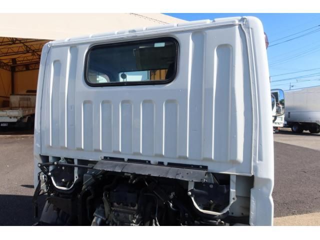 MITSUBISHI CANTER 2018 Image 31