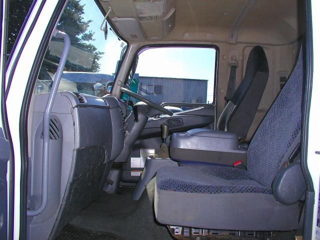 MITSUBISHI FUSOU FIGHTER 2014 Image 31