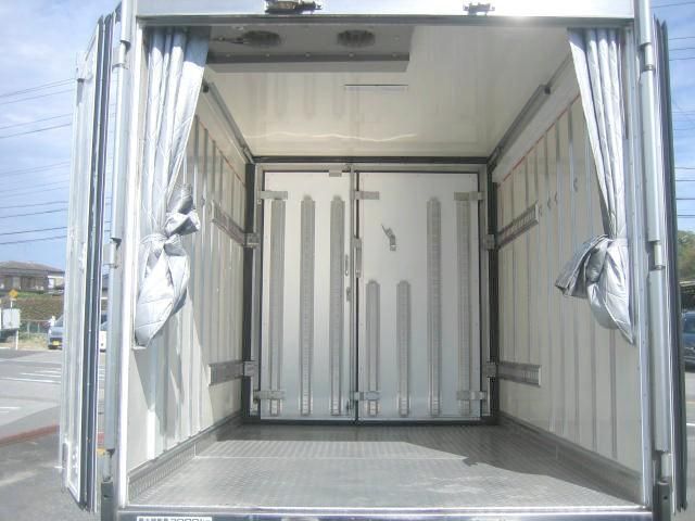 ISUZU ELF 2020 Image 31