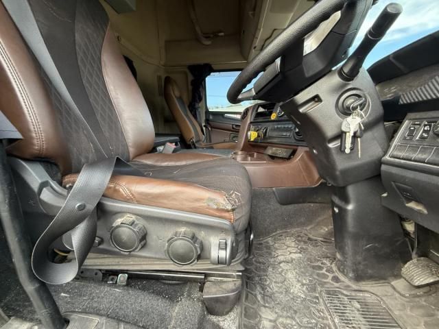 HINO PROFIA 2018 Image 31