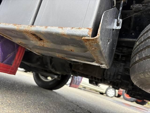 ISUZU ELF 2017 Image 31