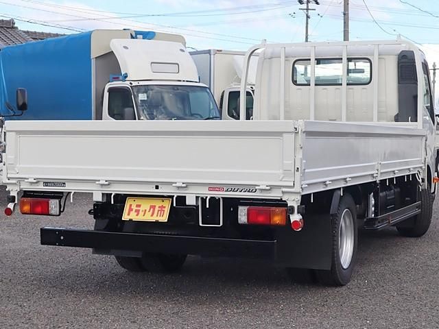 HINO DUTRO 2020 Image 31