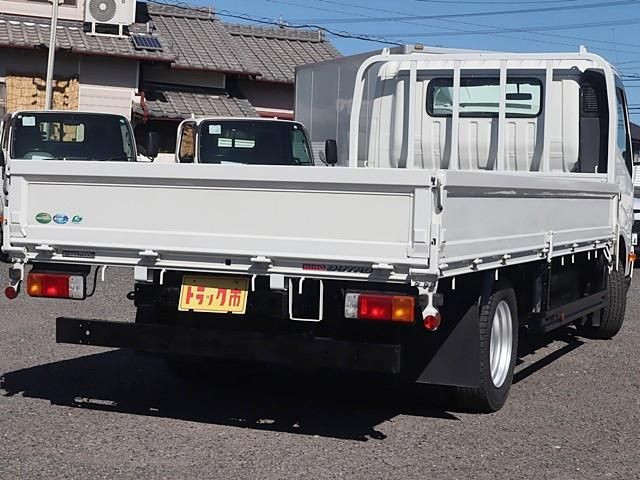 HINO DUTRO 2020 Image 31