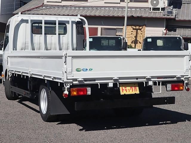 HINO DUTRO 2020 Image 31