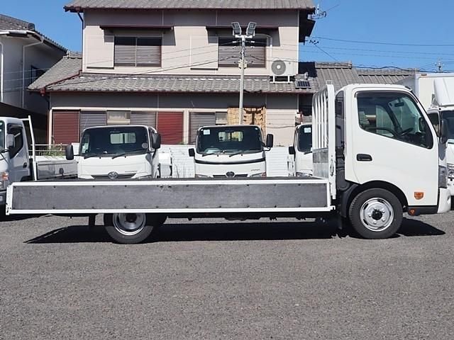 HINO DUTRO 2020 Image 31