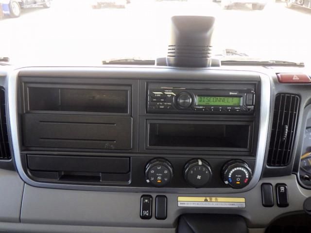 MITSUBISHI CANTER 2023 Image 31