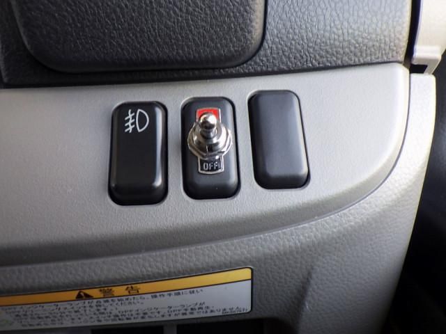 MITSUBISHI CANTER 2023 Image 31