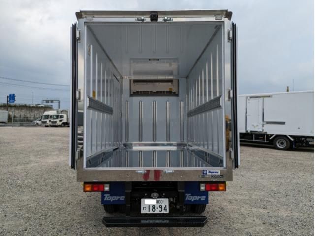 MITSUBISHI CANTER 2025 Image 31