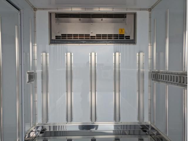 MITSUBISHI CANTER 2025 Image 31