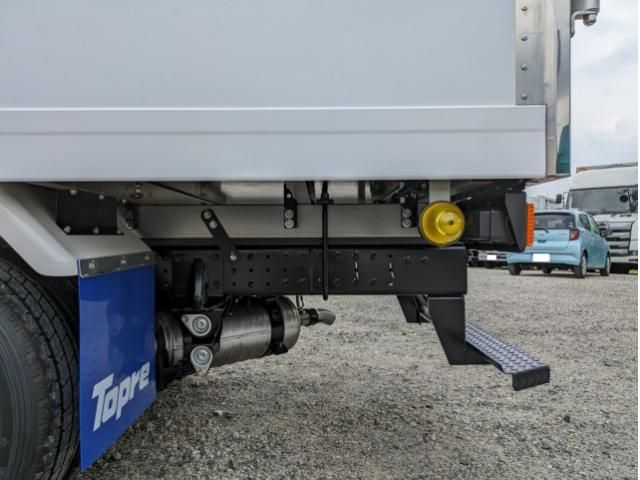 MITSUBISHI CANTER 2025 Image 31