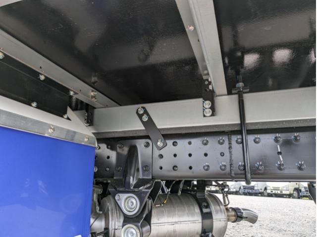 MITSUBISHI CANTER 2025 Image 31