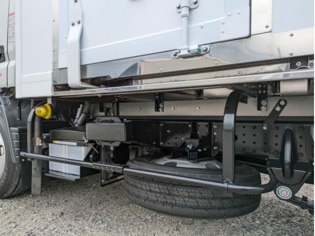 MITSUBISHI CANTER 2025 Image 31