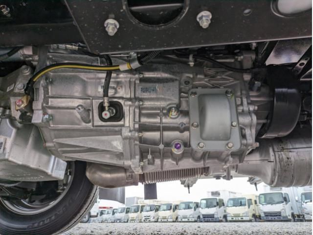 MITSUBISHI CANTER 2025 Image 31