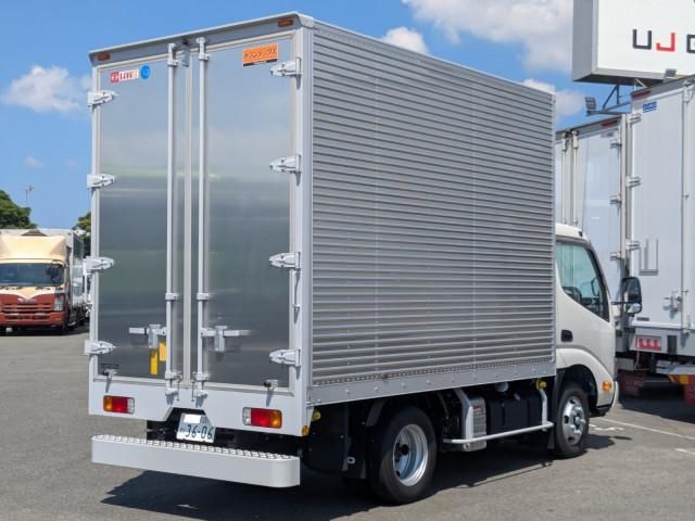 HINO DUTRO 2024 Image 31