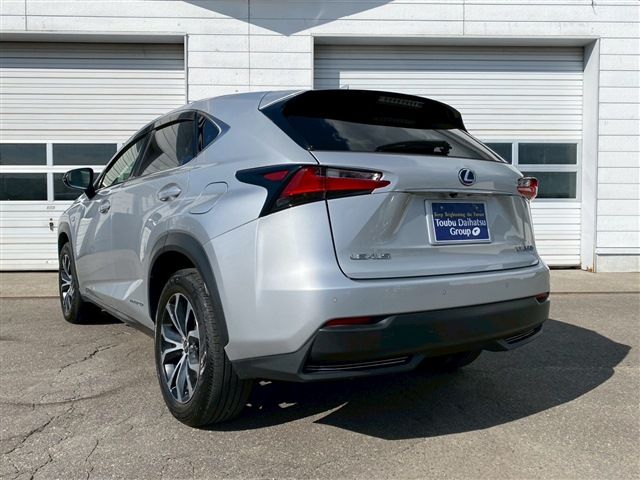 TOYOTA LEXUS NX300H AWD 2014 Image 31