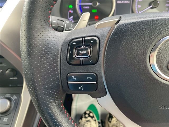 TOYOTA LEXUS NX300H AWD 2014 Image 31