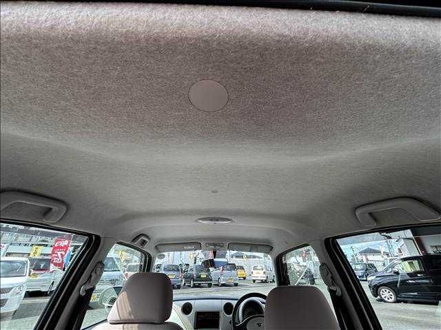 DAIHATSU MIRA GINO 2004 Image 31