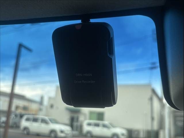 DAIHATSU TANTO CUSTOM 2017 Image 31