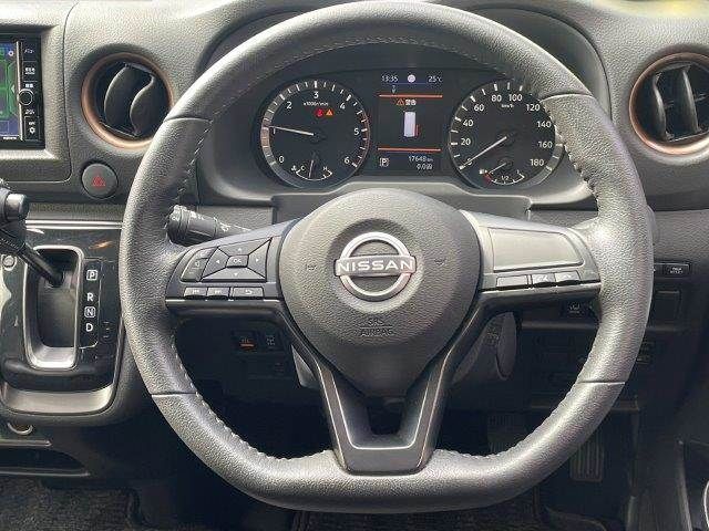 NISSAN CARAVAN VAN 4WD 2022 Image 31