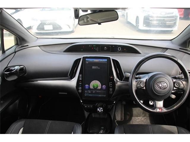 TOYOTA PRIUS PHV 2018 Image 31