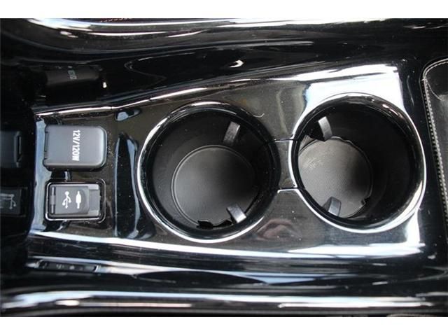 TOYOTA PRIUS PHV 2018 Image 31