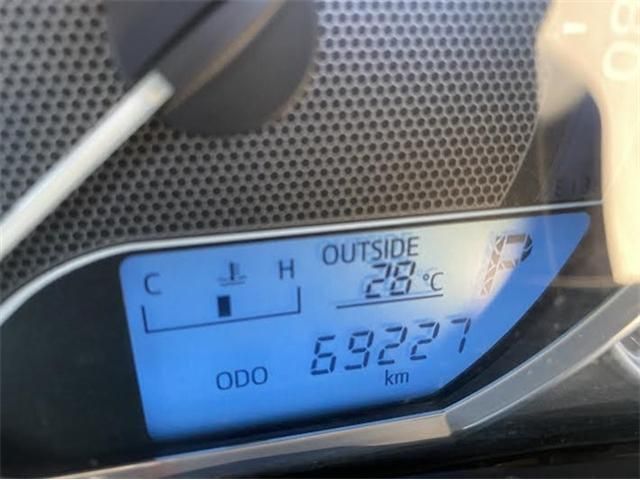 TOYOTA AURIS 4WD 2014 Image 31