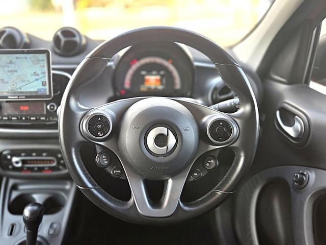 MCC SMART FORFOUR 2017 Image 31