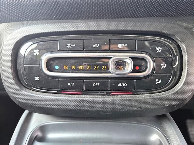 MCC SMART FORFOUR 2017 Image 31