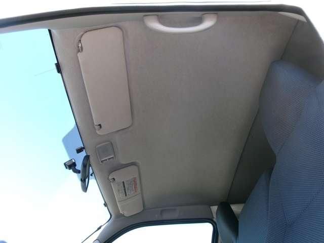 TOYOTA HIACE VAN 4WD 2016 Image 31