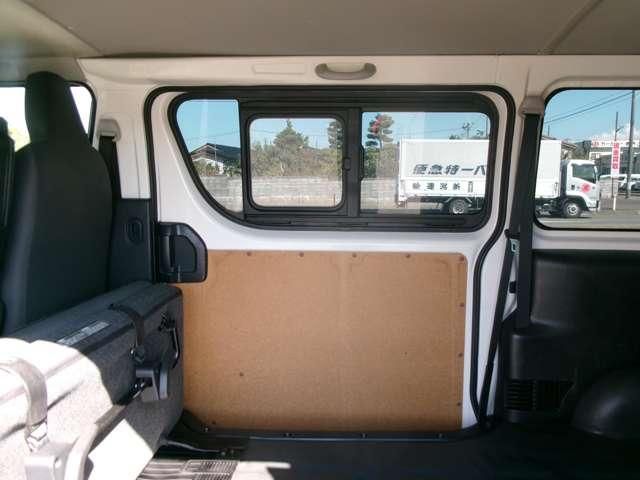 TOYOTA HIACE VAN 4WD 2016 Image 31