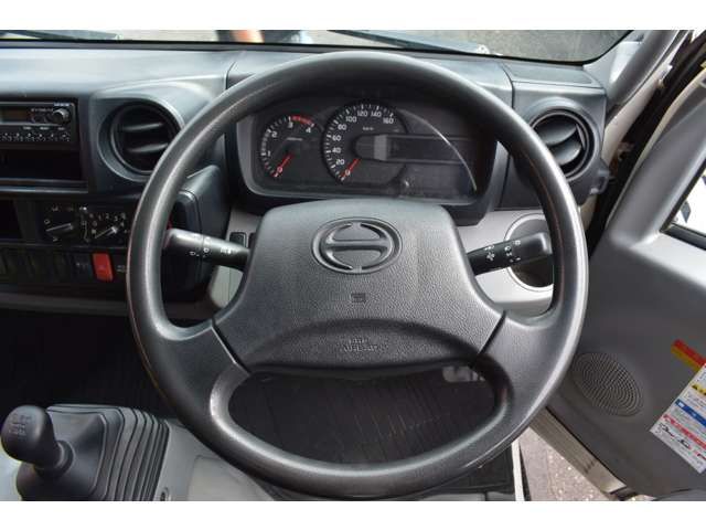 HINO DUTRO 2011 Image 31