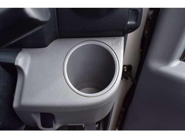 HINO DUTRO 2011 Image 31