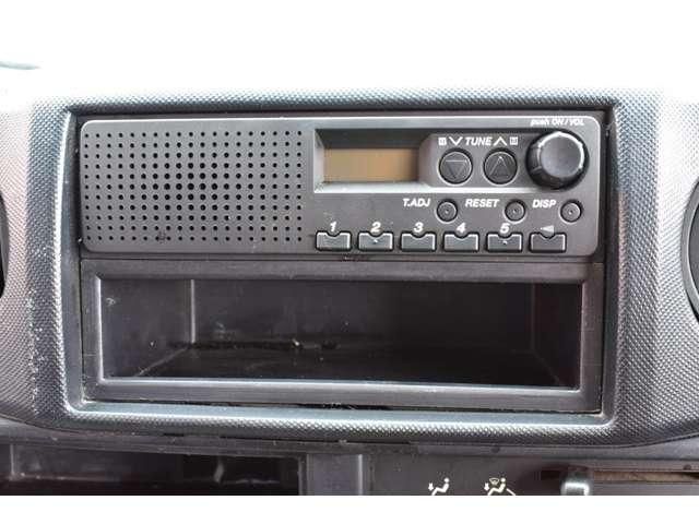 HINO DUTRO 2011 Image 31