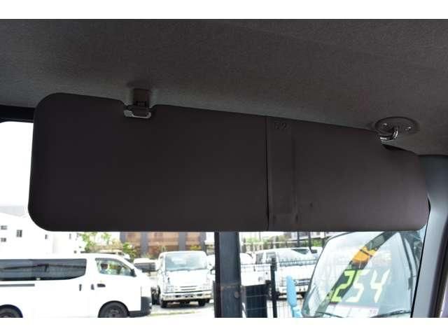 HINO DUTRO 2011 Image 31