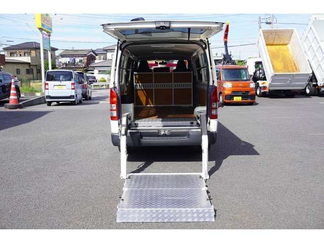 TOYOTA HIACE VAN 1.25T 2WD 2015 Image 31