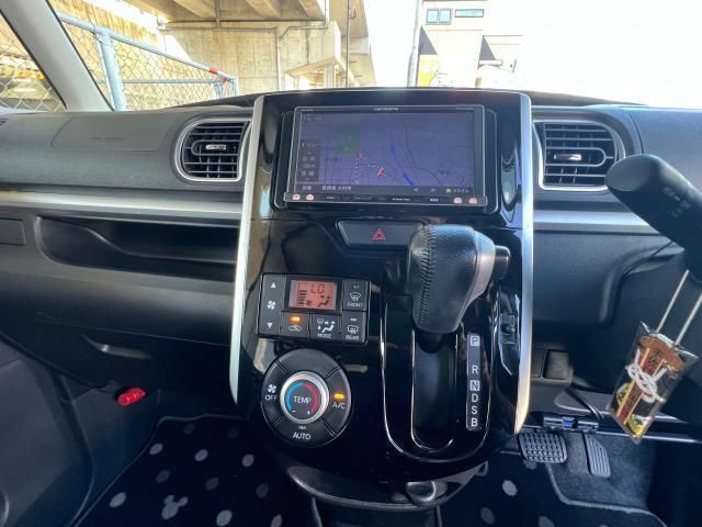 DAIHATSU TANTO CUSTOM 2015 Image 31
