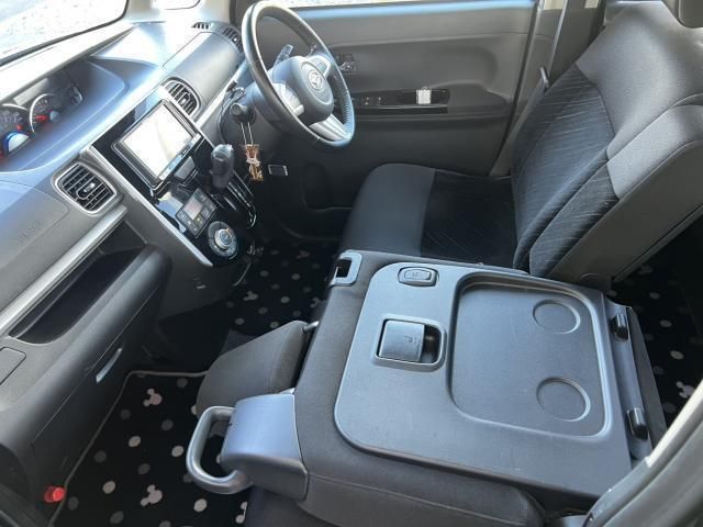 DAIHATSU TANTO CUSTOM 2015 Image 31