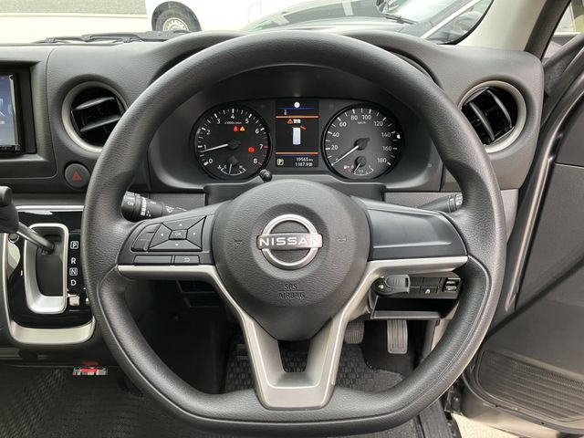 NISSAN CARAVAN VAN 1.2T 2WD 2023 Image 31