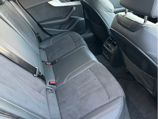 AUDI A4 AVANT 2022 Image 31