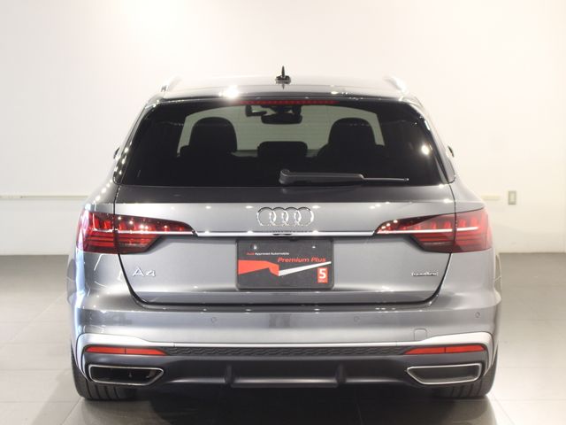 AUDI A4 AVANT 2022 Image 31