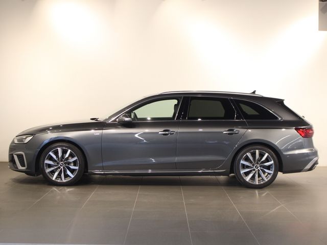 AUDI A4 AVANT 2022 Image 31