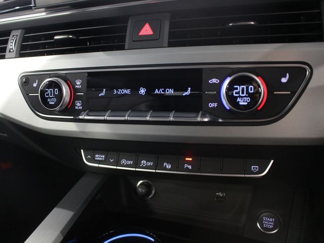 AUDI A4 AVANT 2022 Image 31