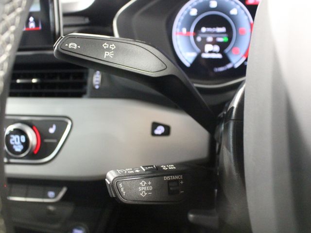 AUDI A4 AVANT 2022 Image 31