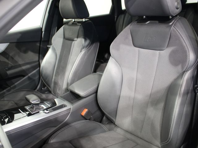 AUDI A4 AVANT 2022 Image 31