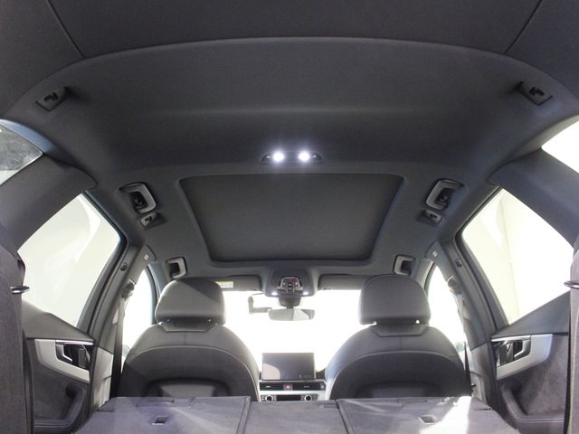 AUDI A4 AVANT 2022 Image 31