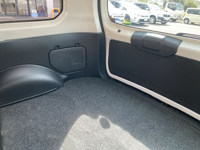 TOYOTA SUCCEED VAN HYBRID 2020 Image 31