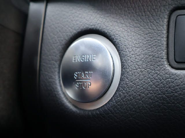 MERCEDES BENZ MERCEDES AMG GLE CLA 2017 Image 31