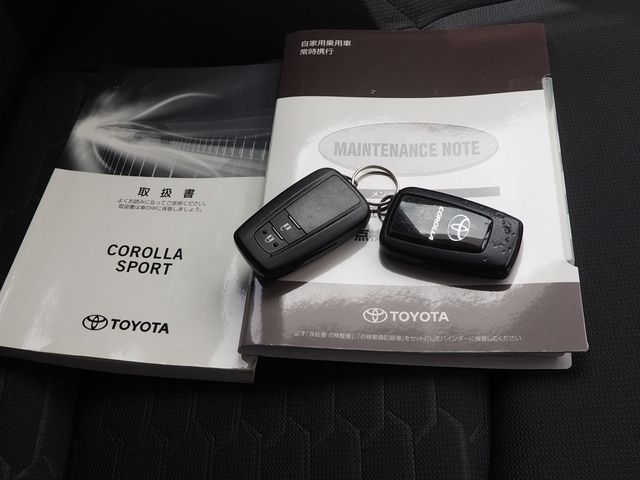 TOYOTA COROLLA SPORT HYBRID 2018 Image 31