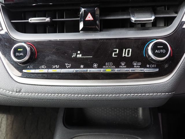 TOYOTA COROLLA SPORT HYBRID 2018 Image 31